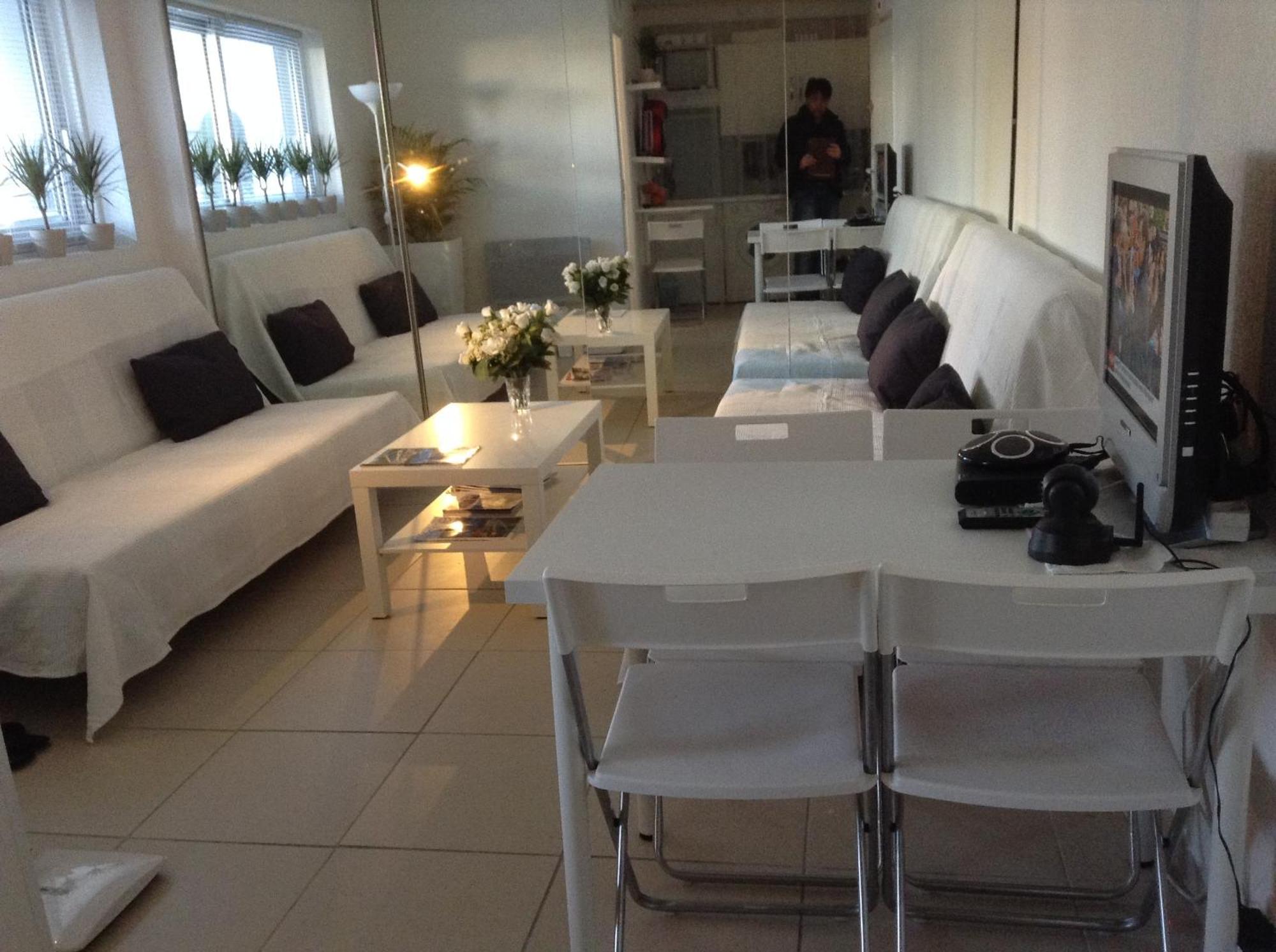 Studio A 2 Pas De La Plage Villeneuve-Loubet Extérieur photo